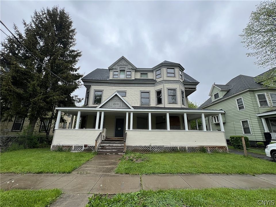 1st image of 240 Kirk Ave #44