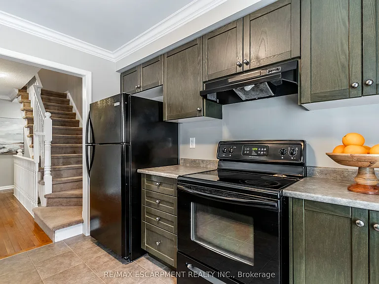 280 Wetenhall Lndg — Photo 9