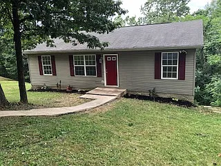 70 Leslie Ln #1