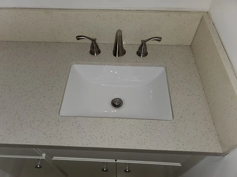 1811 Parnell Ave #6 — Photo 6
