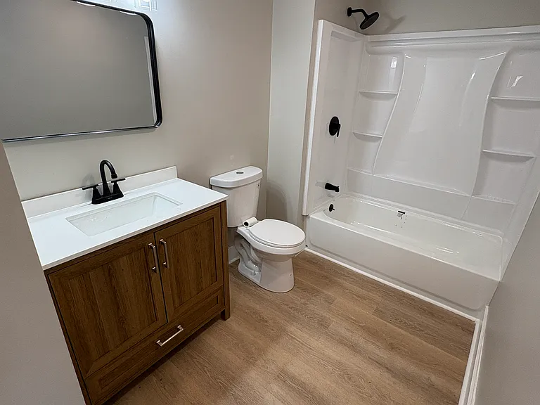 3327 W Elm St #C — Photo 6
