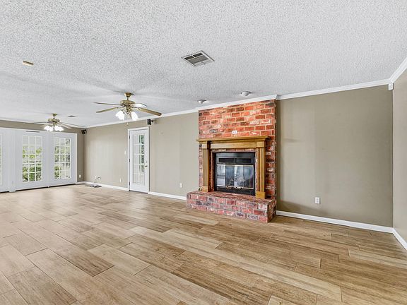 4th image of 101 Bartholomew Dr