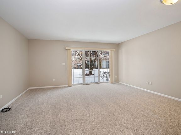 3rd image of 1629 Orchard Ave