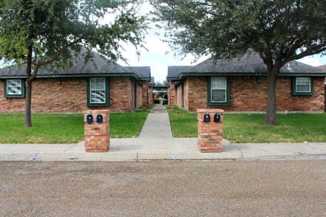 1st image of 1917 Agua Fina Ave