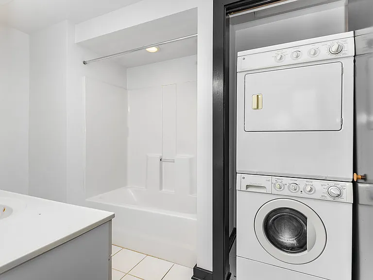 700 Market St #203 — Photo 9