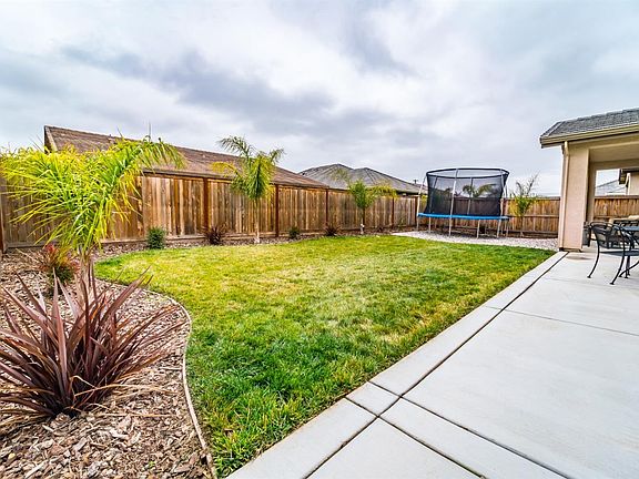 4th image of 10093 Wagoner Way