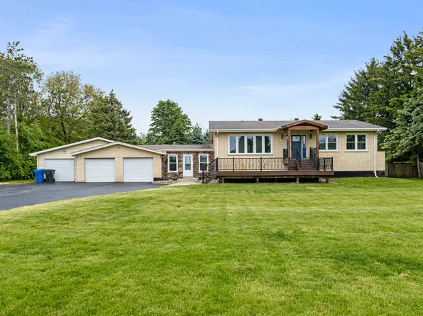 11S561 Saratoga Ave, Lemont, IL 60439