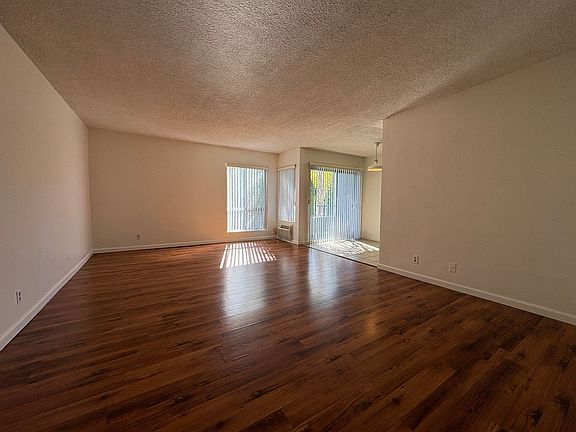 4th image of 8061 Romaine St APT 101