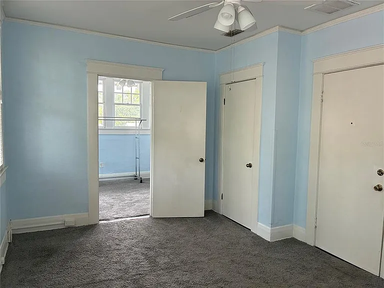 611 S Willow Ave — Photo 25