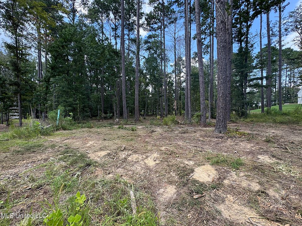 1st image of 922 Brookhollow Ct #10