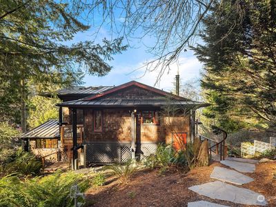 12804 SW Ober Beach Rd, Vashon, WA, 98070