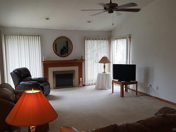 5th image of 17712 E Kirkwood Dr
