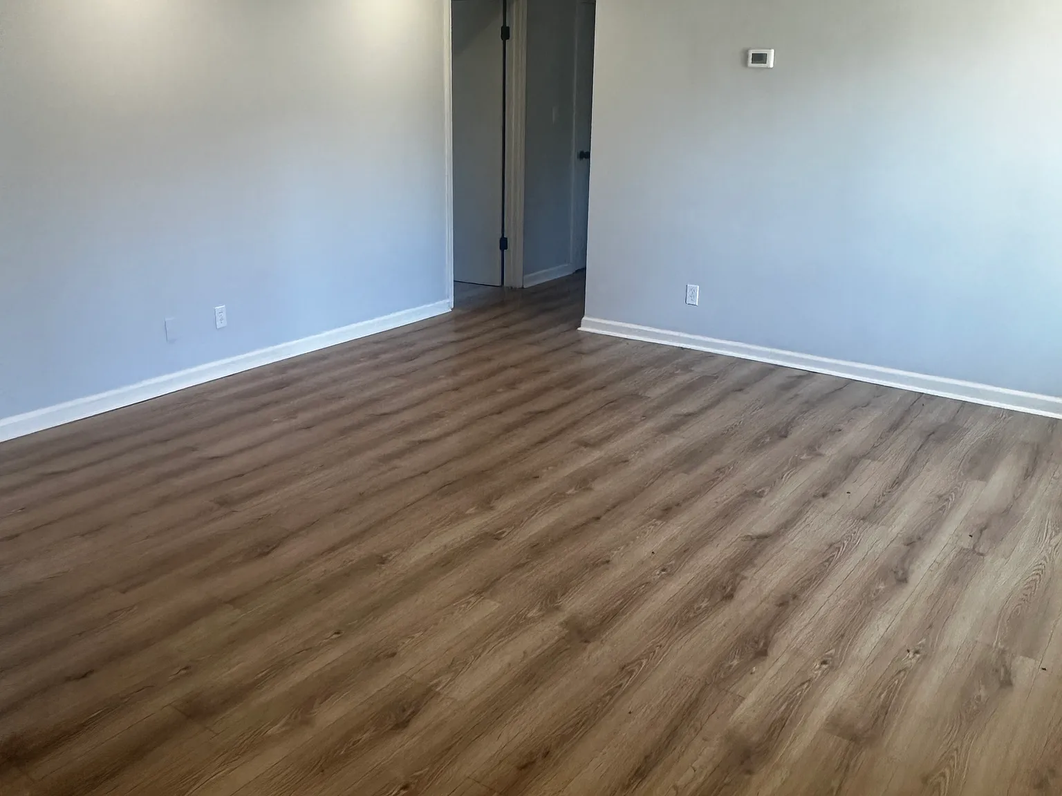 2 bed, 700 sqft, $1,400 — Photo 3