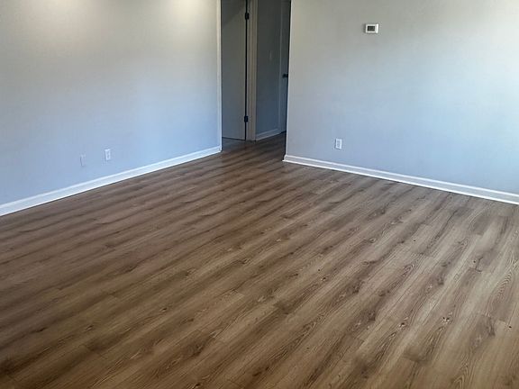 3rd image of 1545 Mohawk Ct NW #3