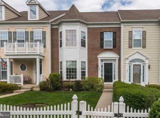 162 Pipers Inn Dr, Fountainville, PA 18923