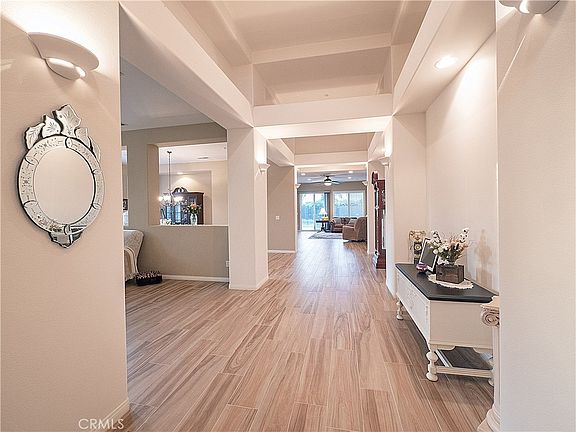 5th image of 1253 Viento Ct