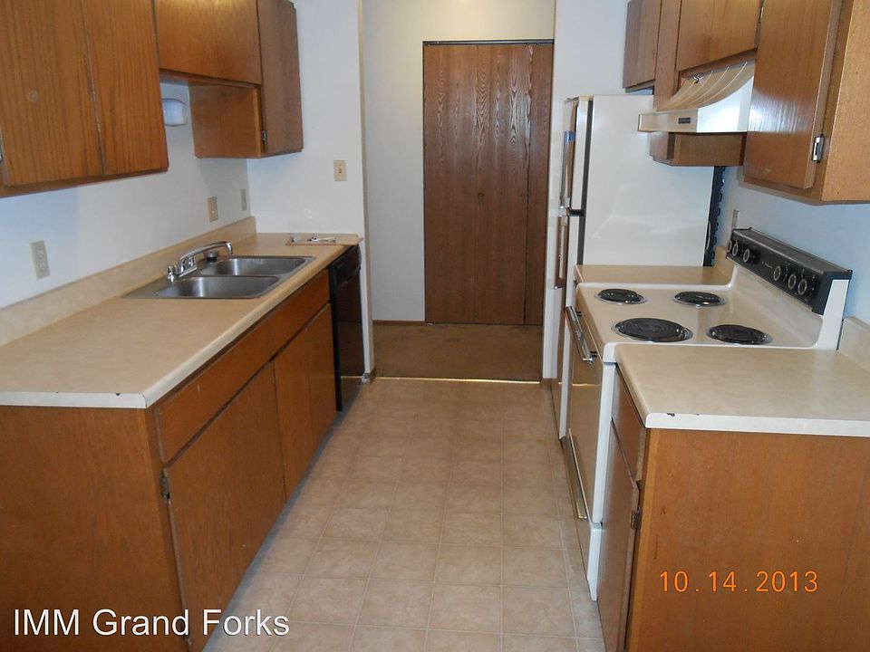 1st image of 2833 19th Ave S APT 7