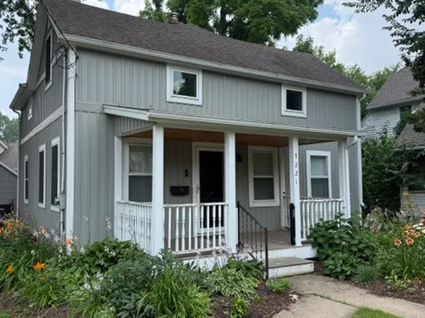 7221 Hubbard Ave, Middleton, WI 53562