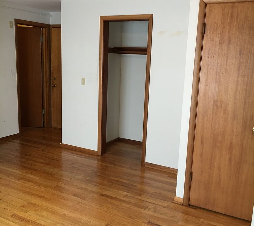 1st image of 124 11th Ave E APT 202