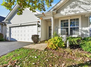 13732 Pineview Dr, Huntley, IL 60142