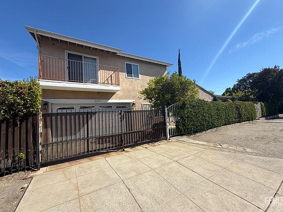 4th image of 10322 Rincon Ave