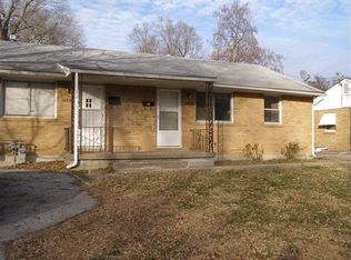 11318 E 19th St S, Independence, MO 64052