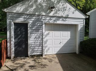 5675 W 220th St, Fairview Park, OH 44126
