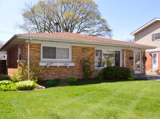 812 Florence Dr, Park Ridge, IL 60068