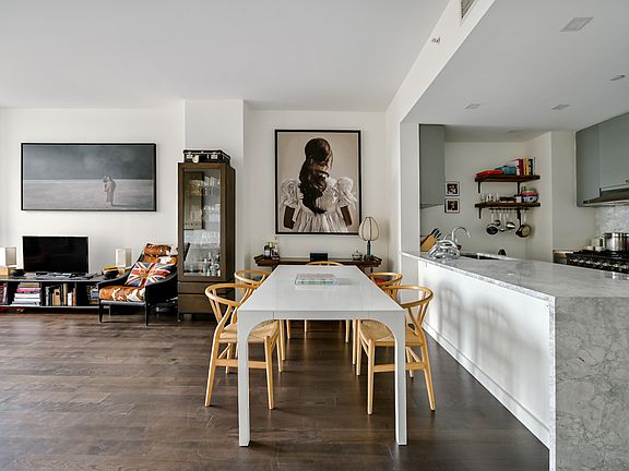4th image of 255 Hudson St #Xx