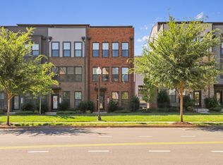 22362 Lucas Ter, Ashburn, VA 20148