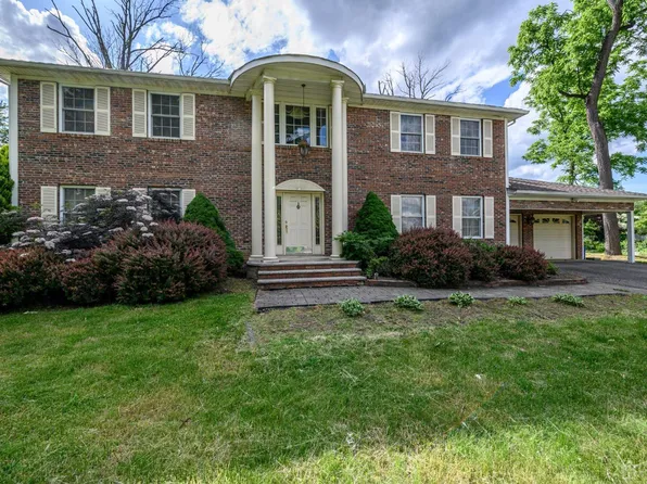 216 Whippany Rd, Whippany, NJ 07981