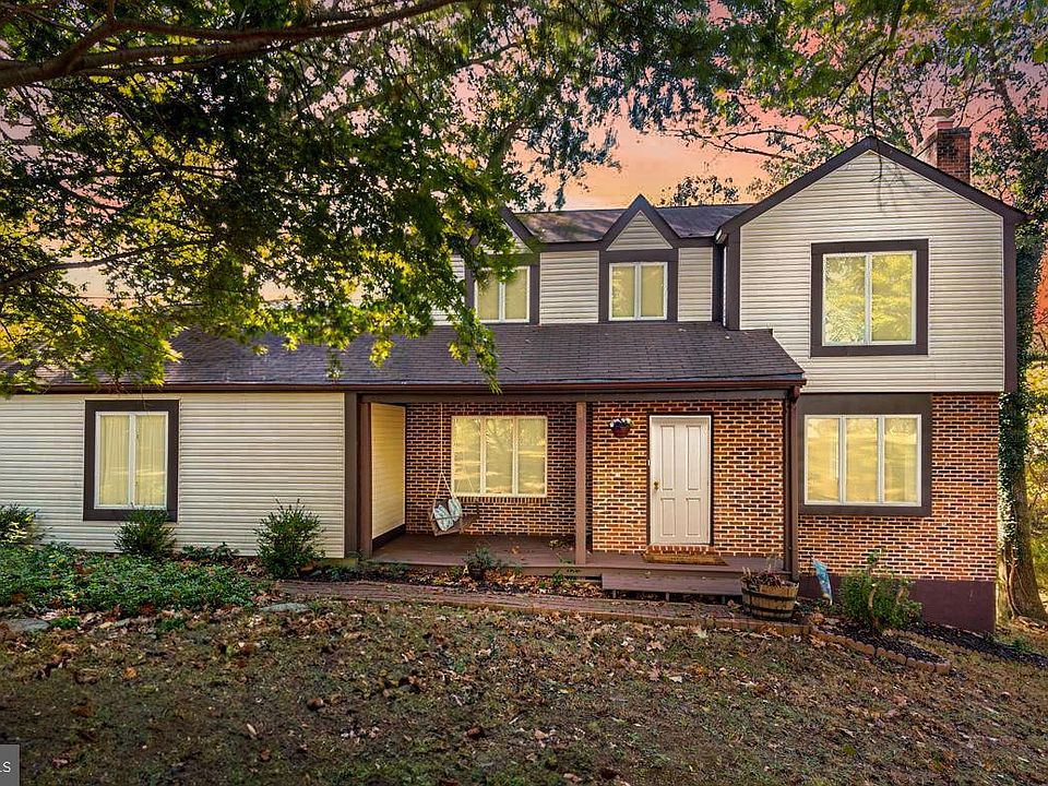 1st image of 7340 Fleetwood Ct