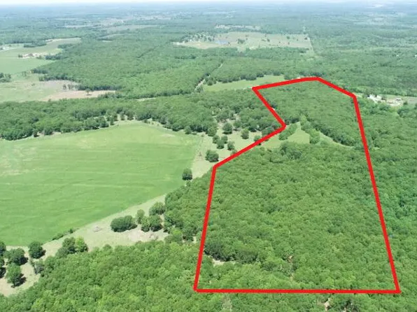 000 County Road 76, Quincy, MO 65735