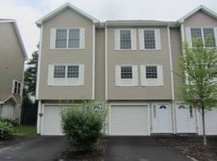 673 Bell St UNIT 22, Manchester, NH 03103