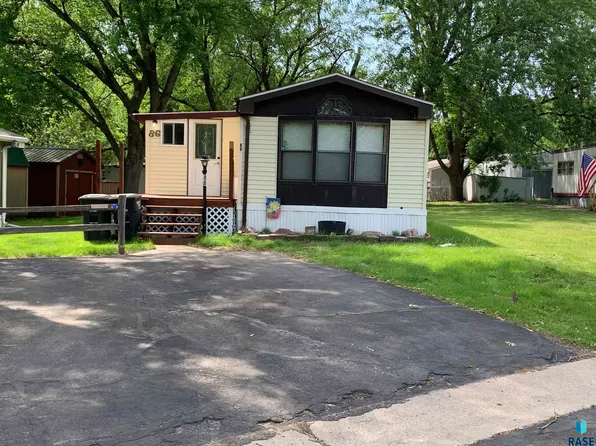 86 S Saratoga Pl, Sioux Falls, SD 57110