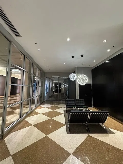 1 bed, 854 sqft, $2,750 — Photo 4