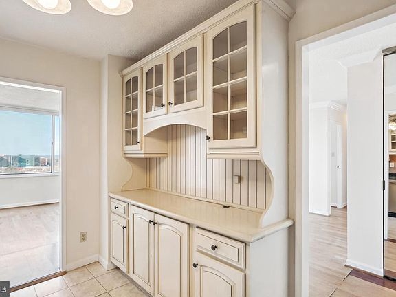 3rd image of 11801 Rockville Pike APT 1603