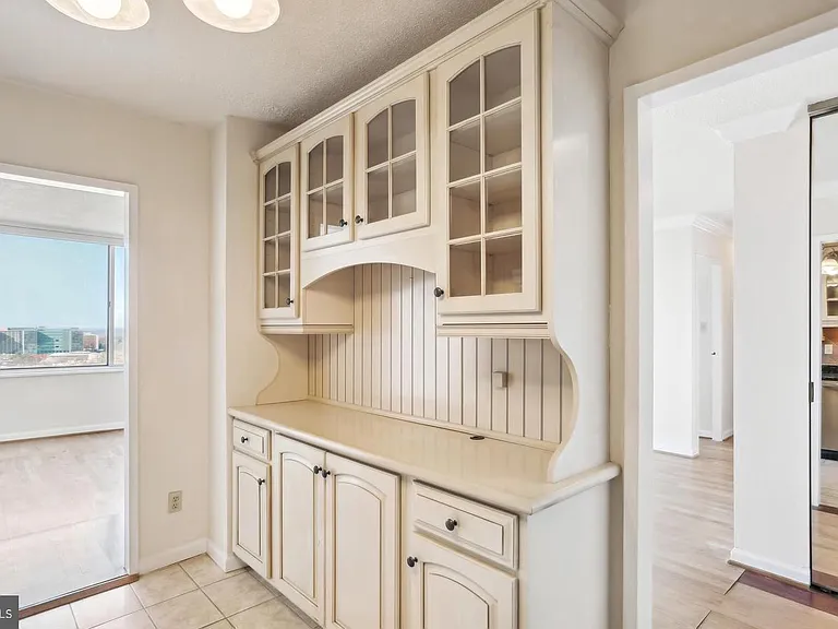 11801 Rockville Pike #1603 — Photo 3