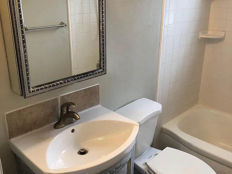 1772 Lake Rd — Photo 7