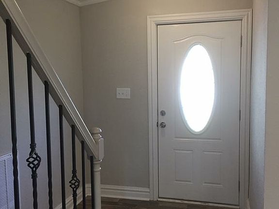 4th image of 3105 Bow Creek Blvd