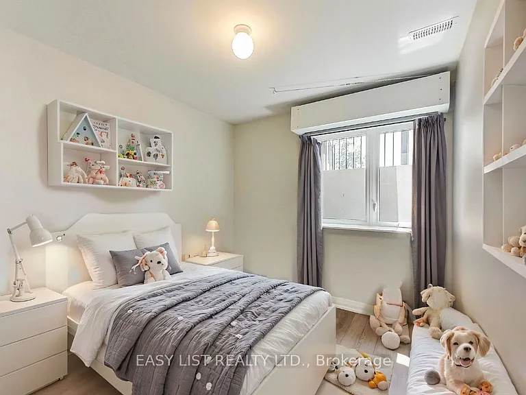 1210 Main St E #102 — Photo 13