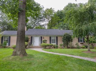3 Spenser Dr, Short Hills, NJ 07078