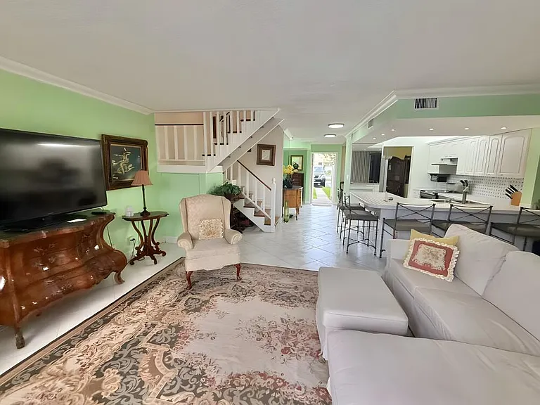 2910 SW 87th Ter #1708 — Photo 11