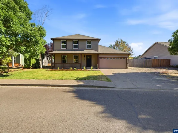 965 SW Sequoia Ln, Dallas, OR 97338