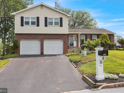 205 Fairway Dr, Reading, PA, 19606