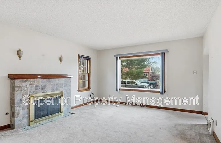 109 W 1st Ave — Photo 7