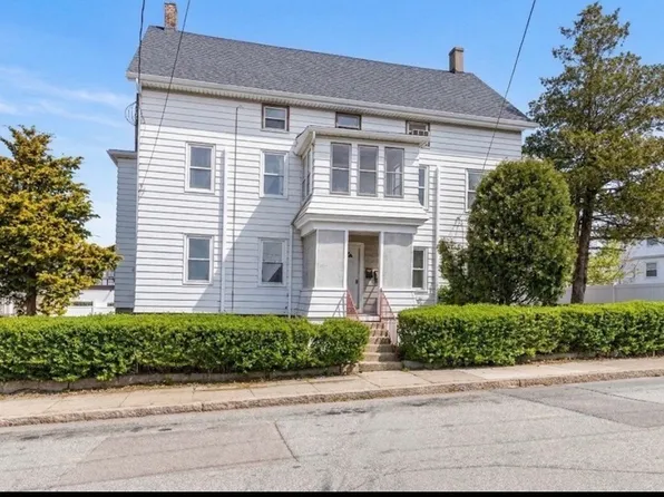 58 Downing St, Fall River, MA