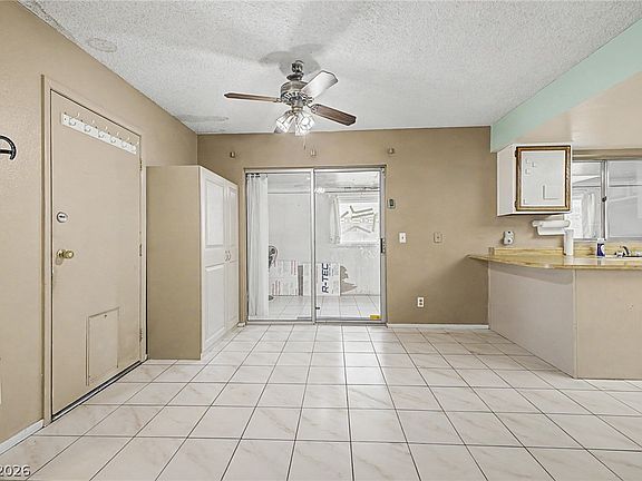 5th image of 2112 Cameron St