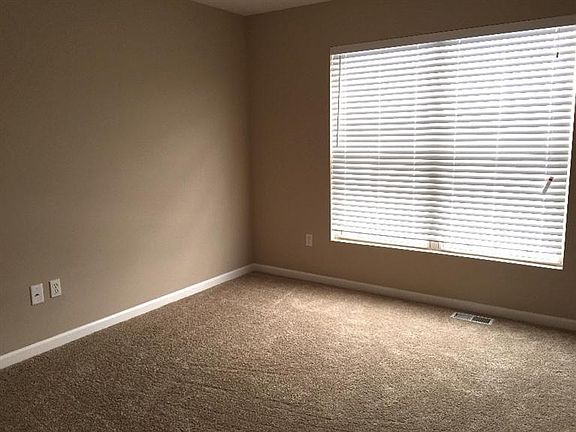 4th image of 2615 W 63rd Ave