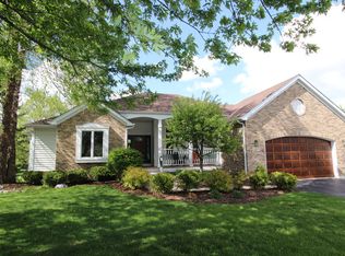 211 Burbank Ave, Woodstock, IL 60098